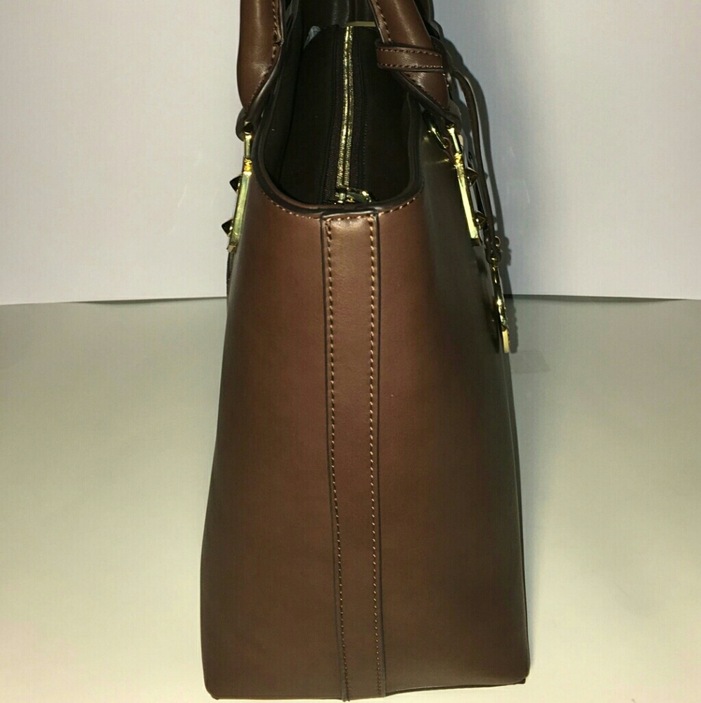 Bolsa - Picture 2 of 2
